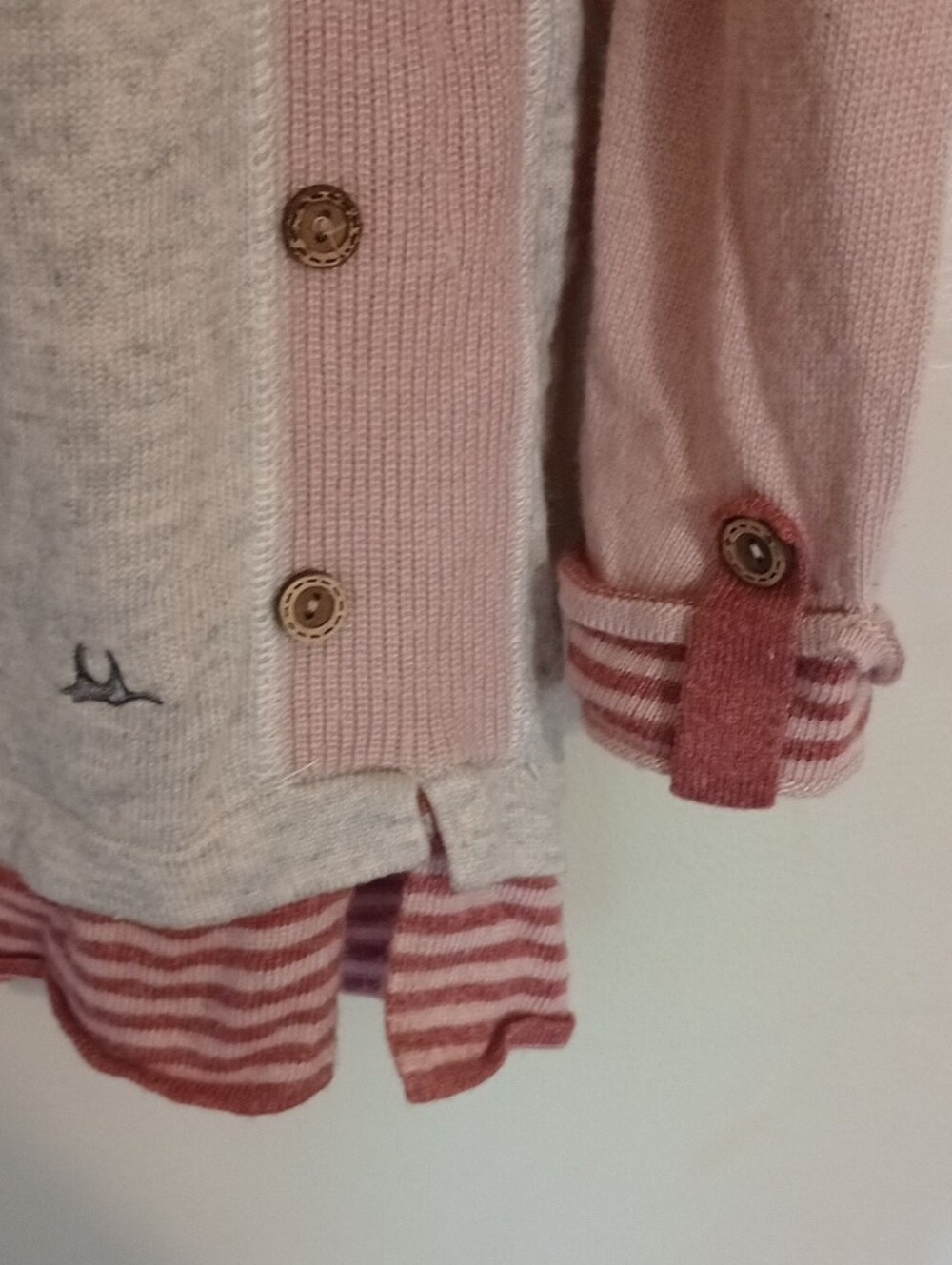 Light Gray and Pink Colorblock Women's Sweater Striped With Swan Logo On Tag - Picture 4 of 8